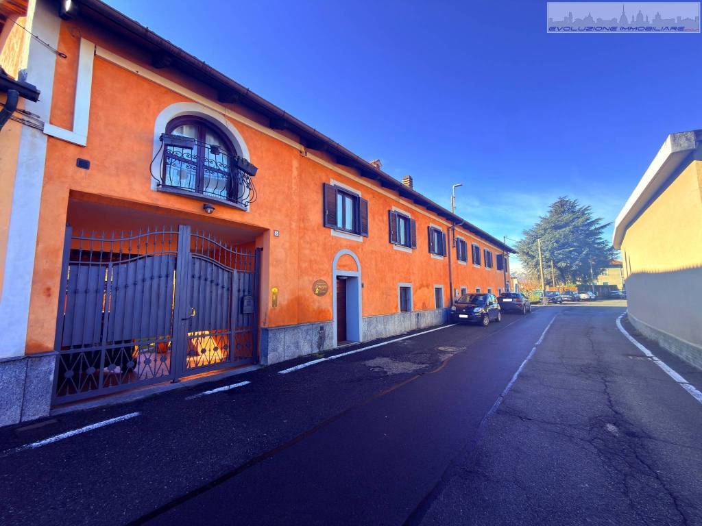 Appartamento a Caselle torinese in Via Vietta, 5 - Foto 3