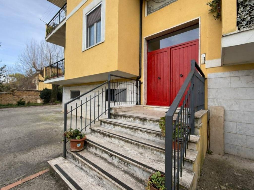 Appartamento a Collevecchio in VIA DEI CAPPUCCINI - Foto 2