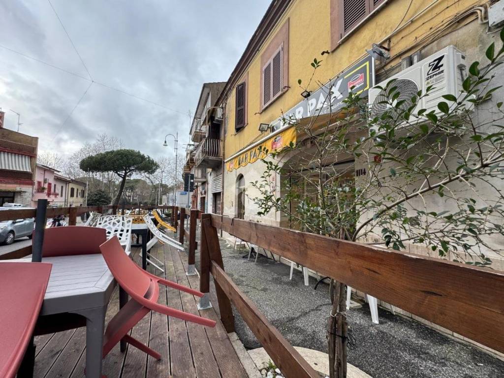 Immobile a Genzano di roma in Via Fratelli Colabona, 48 - Foto 2