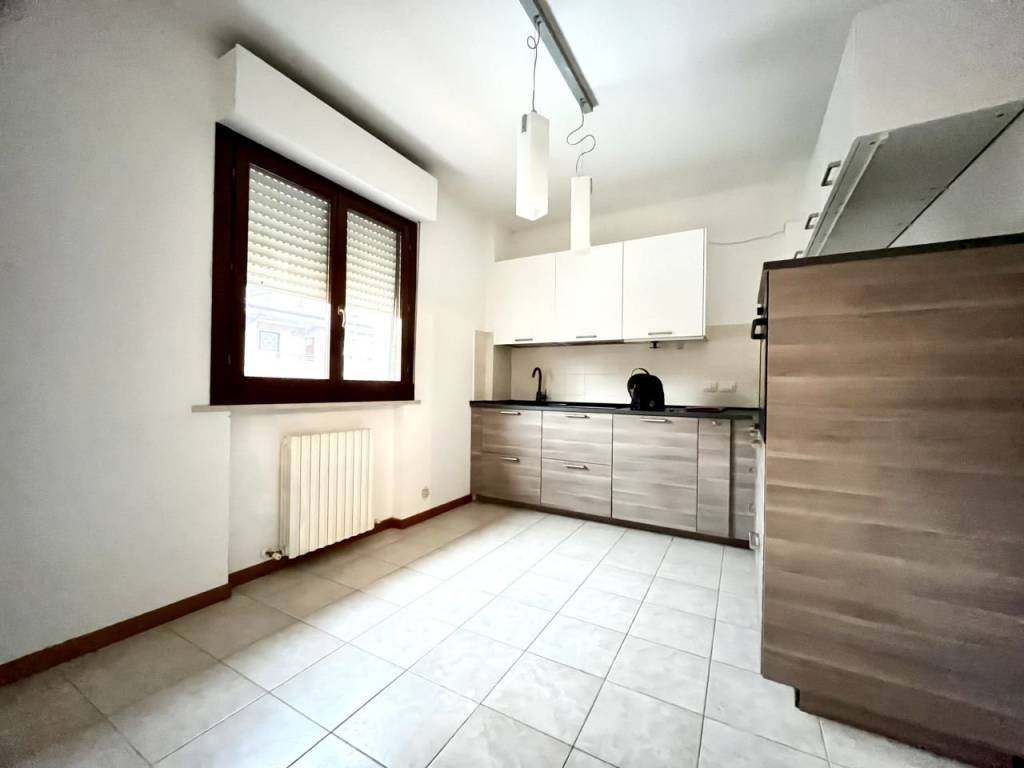 Appartamento a Jesi in Via Mario Saveri - Foto 3