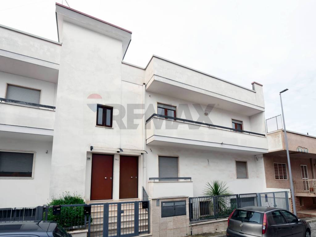 Appartamento a Adelfia in Alessandro Volta, 14 - Foto 2