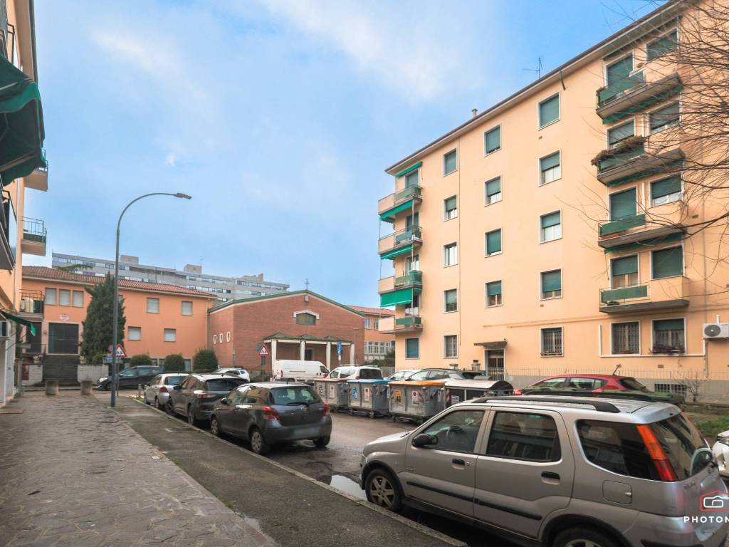 Appartamento a Bologna in Via Luca della Robbia - Foto 2