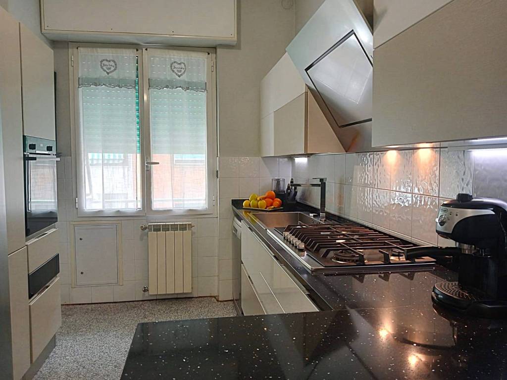 Appartamento a Genova in Viale alla Pineta - Foto 3
