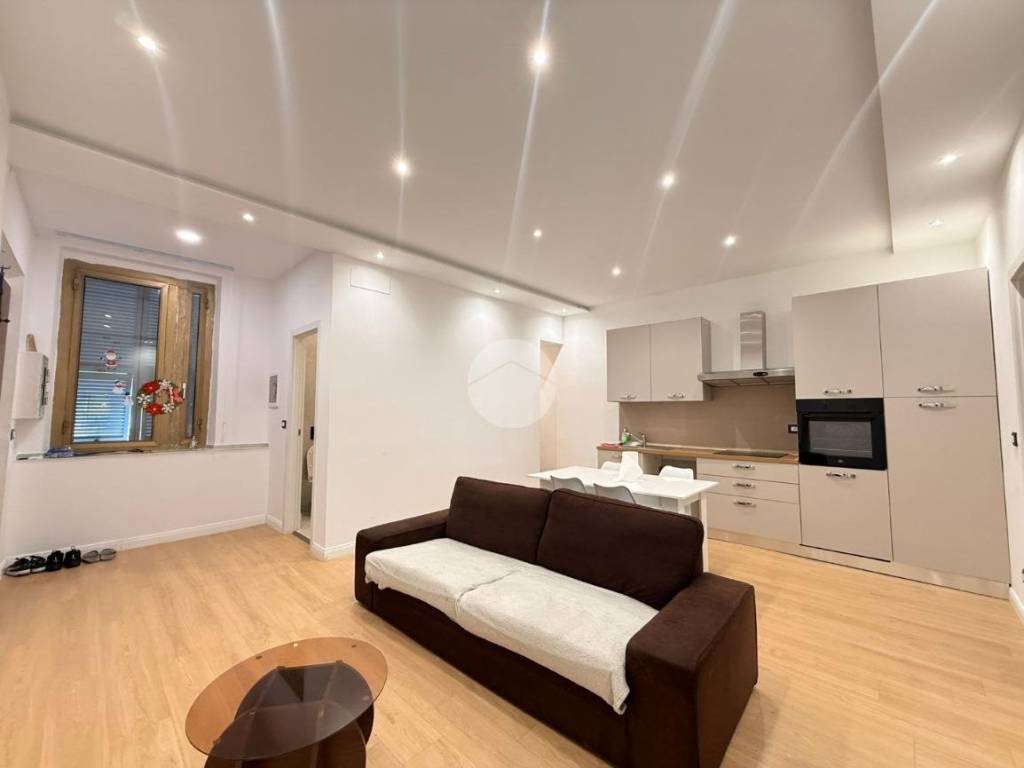 Appartamento a Genova in Via Sampierdarena, 113 - Foto 2