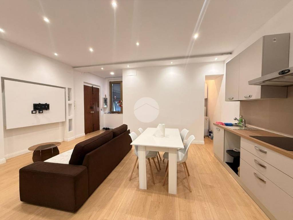 Appartamento a Genova in Via Sampierdarena, 113 - Foto 3