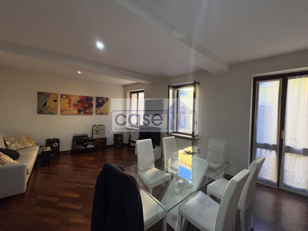 Appartamento a Verona in Piazzetta San Pietro Incarnario, 1 - Foto 2