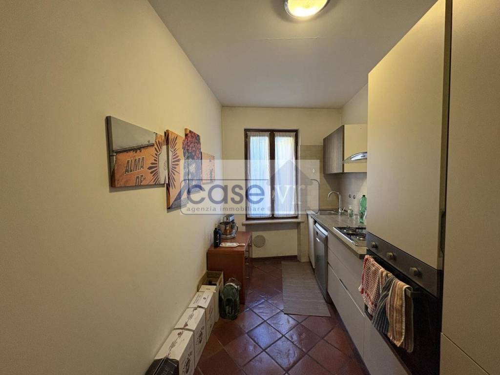 Appartamento a Verona in Piazzetta San Pietro Incarnario, 1 - Foto 3