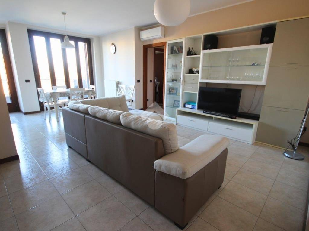 Appartamento a Cornaredo in Via vittime delle foibe, 13 - Foto 2