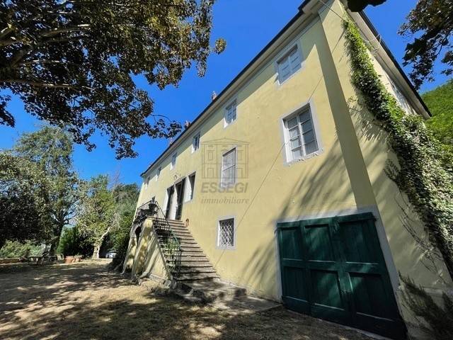 Villa a Lucca in Via di Nozzano, 425 - Foto 3