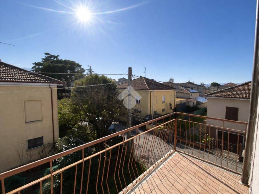 Villa a Foligno in Via Ovidio, 7 - Foto 3