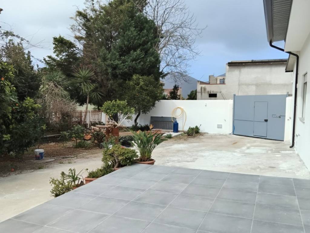 Villa a Palermo in Viale della Resurrezione, 11 - Foto 4