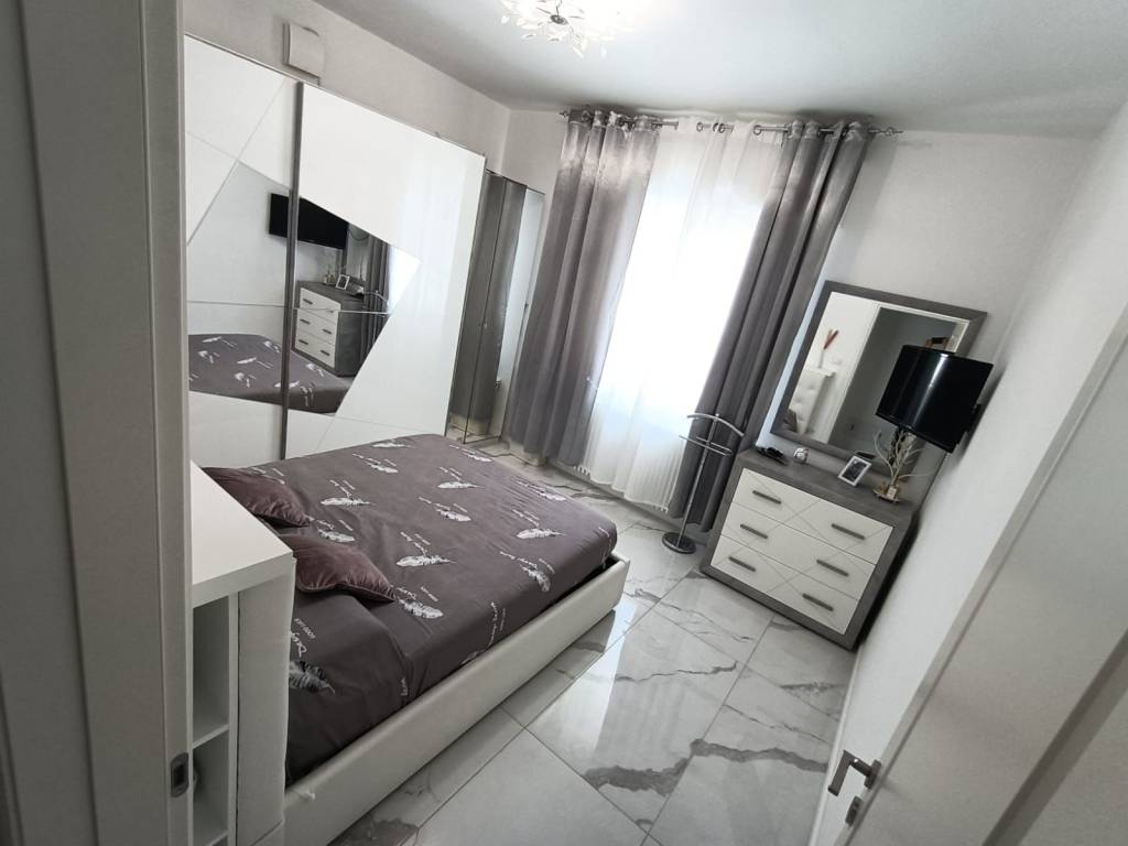 Appartamento a Rimini in Viale Giacinto Martinelli - Foto 5