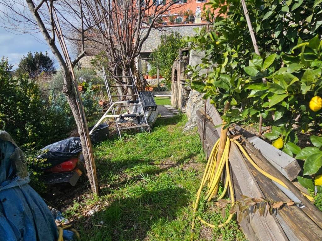 Appartamento a Genova in Via Rocche di Coronata - Foto 3