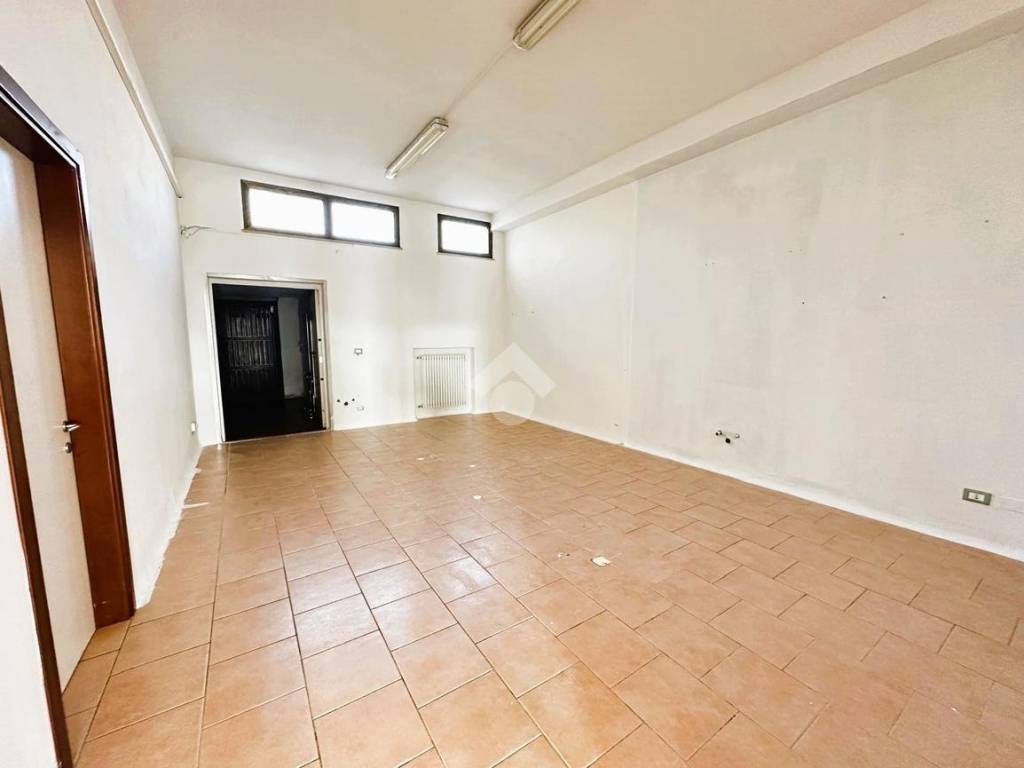 Immobile a Bagnolo san vito in via romana zuccona, 26 - Foto 5