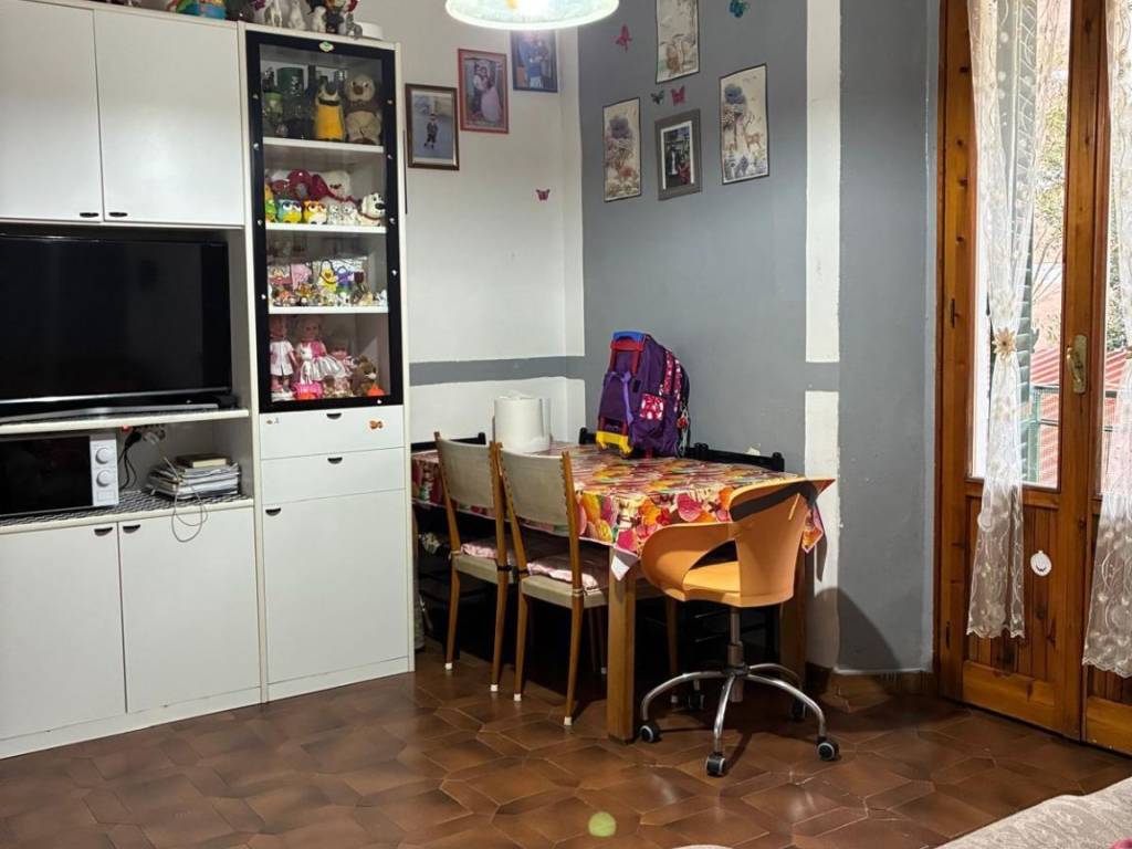 Appartamento a Poggibonsi in Via Dante, - Foto 4