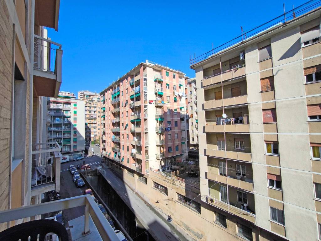 Appartamento a Genova in Via Paverano, 25 - Foto 3