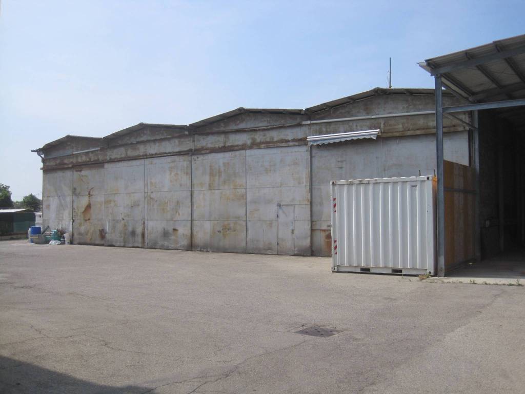 Box / garage a Imola in Via Cesena, 5 - Foto 2