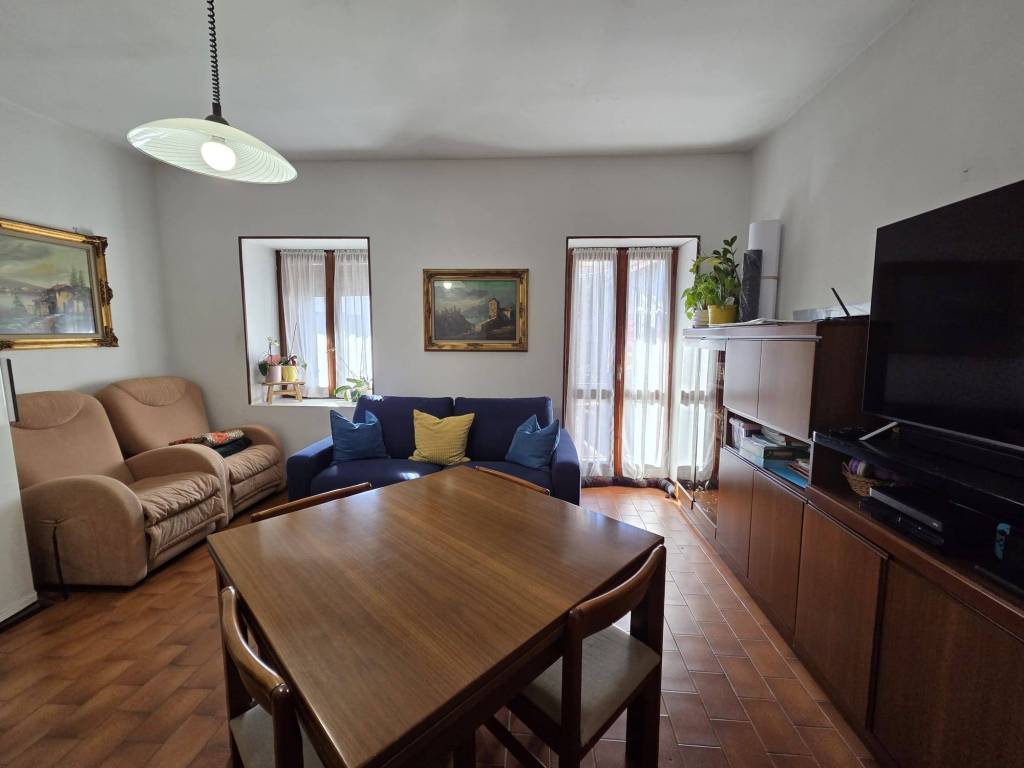 Appartamento a Paruzzaro in Via Centro - Foto 4