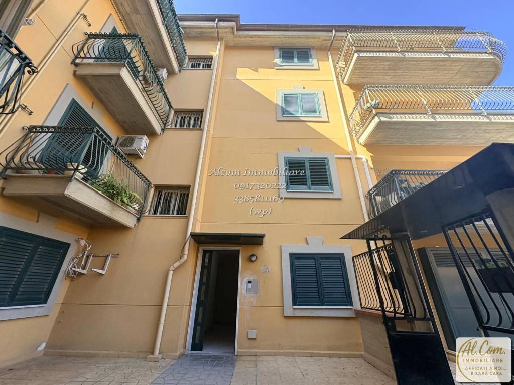 Appartamento a Ficarazzi in Via San Martino - Foto 2