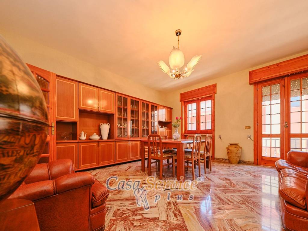 Casa indipendente a Parabita in Via Antonio Lenio - Foto 2