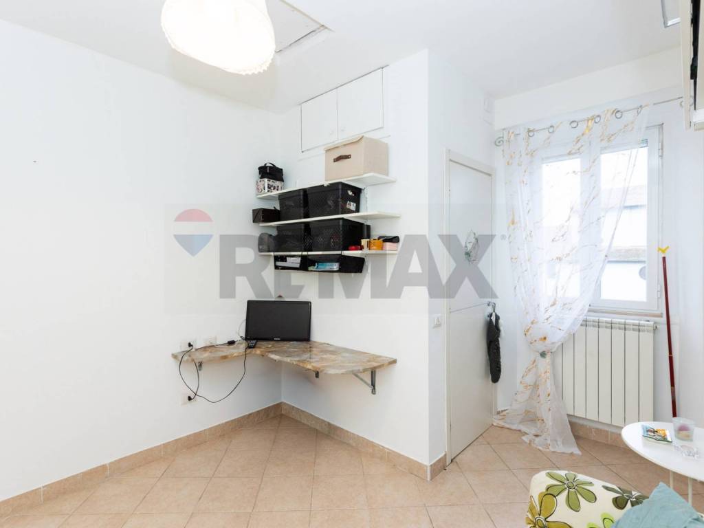 Appartamento a Settimo milanese in Via Mereghetti, 14 - Foto 3
