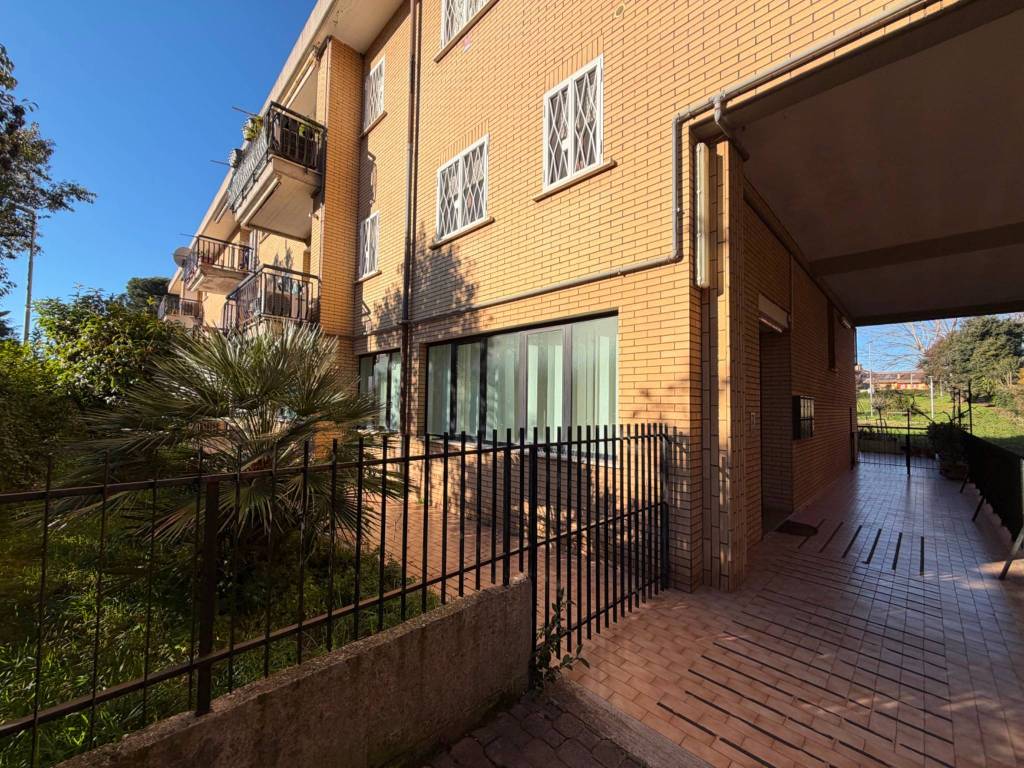Appartamento a Genzano di roma in Via Alfonso Carafa, 7 - Foto 2