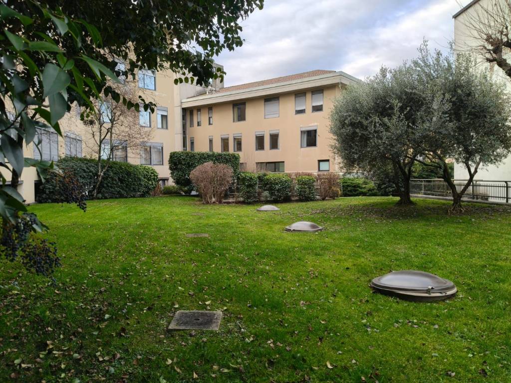 Immobile a Verona in Via Carmelitani Scalzi, 20 - Foto 3