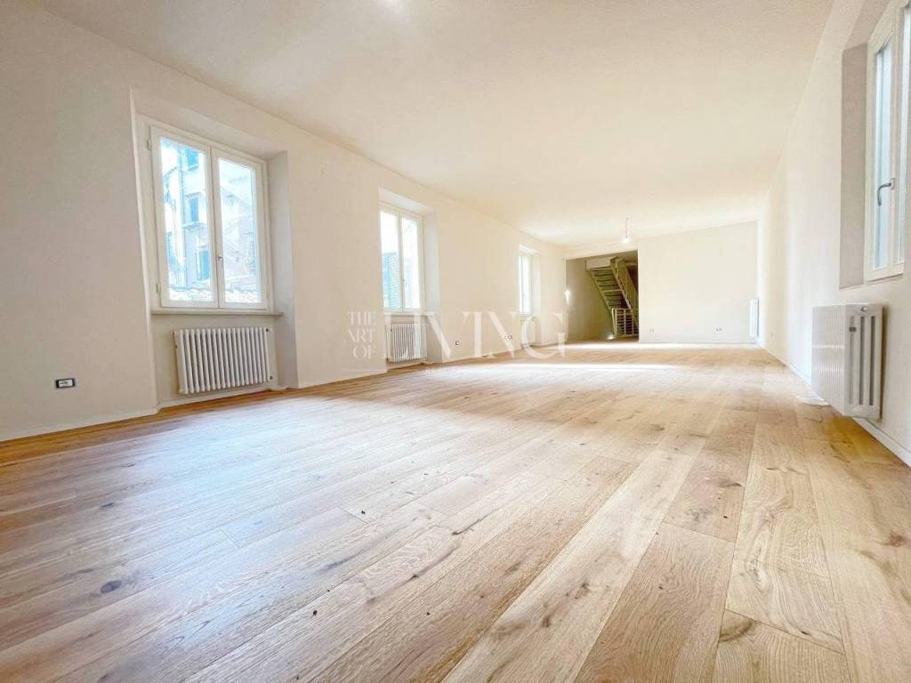 Appartamento a Lucca in P.za del Salvatore, - Foto 3