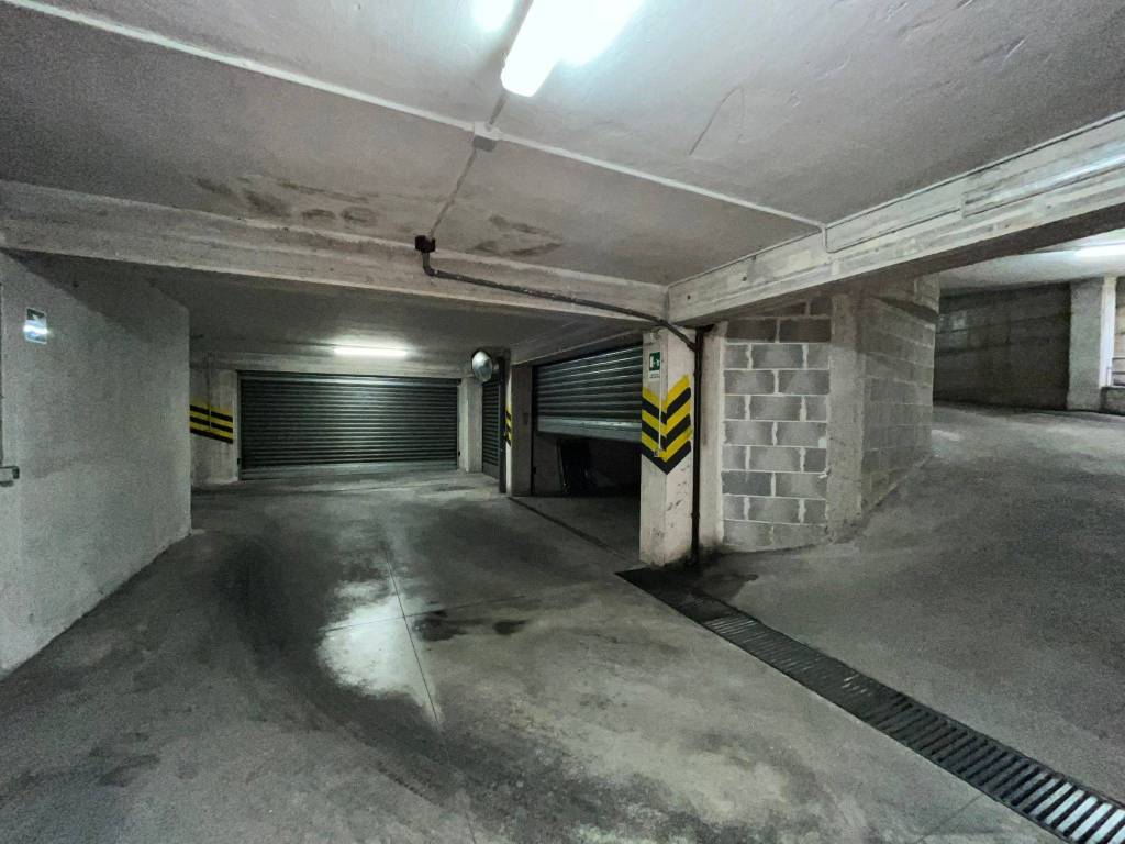 Box / garage a Avellino in Via Salvatore Moccia - Foto 3