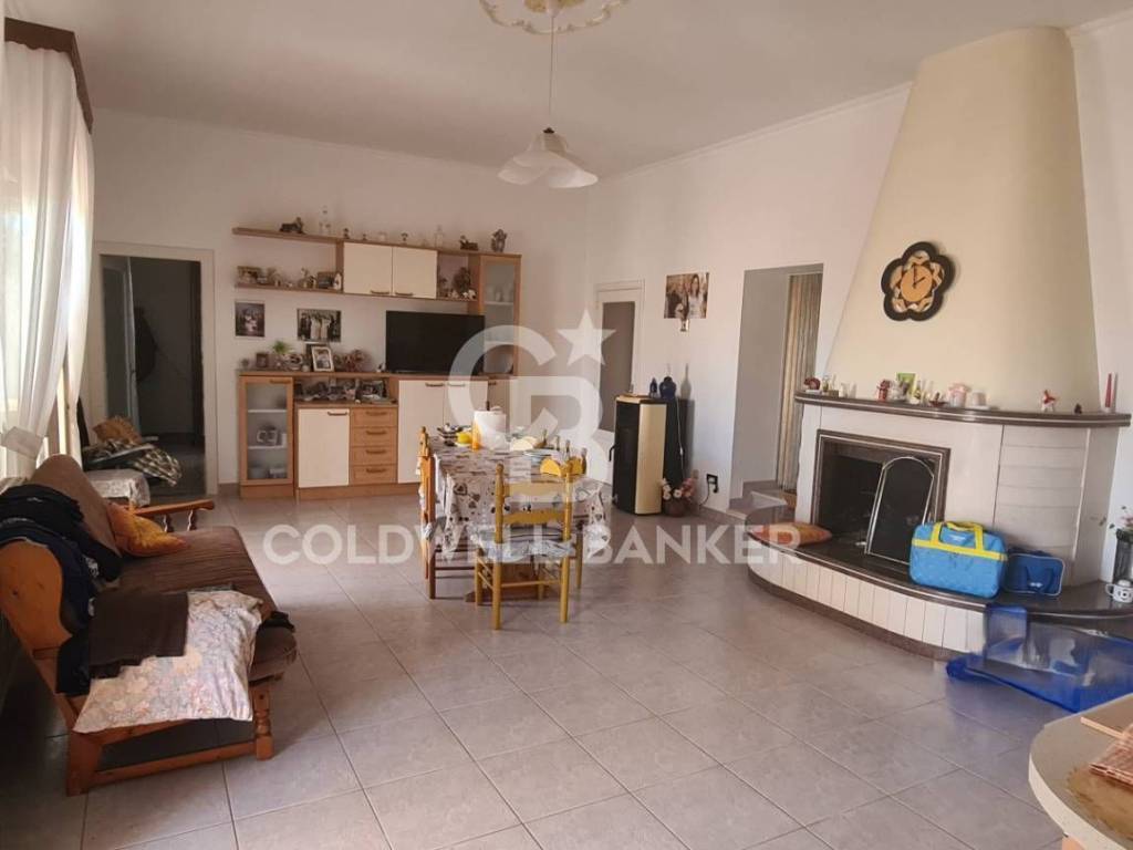 Casa indipendente a Martina franca in Strada Conserva Z/F - Foto 2