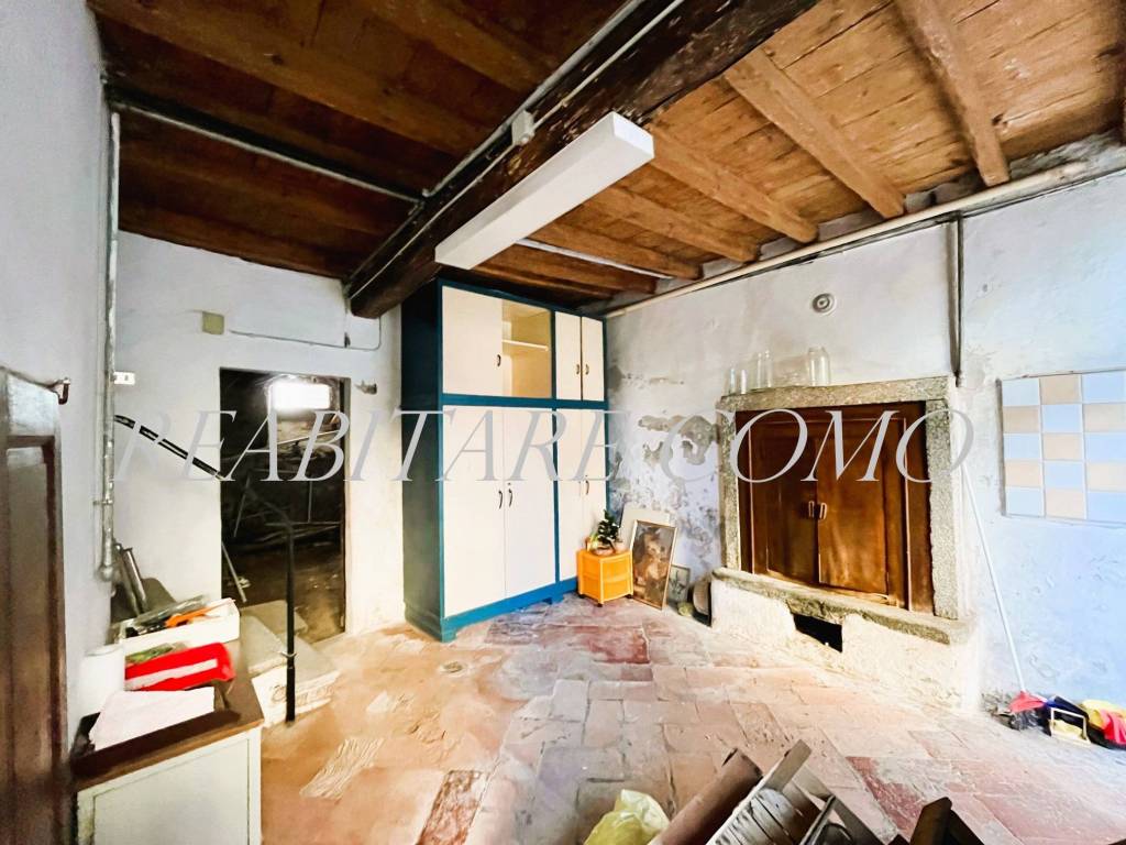 Rustico / casale a Erba in Via Giovanni Corti, 11 - Foto 2