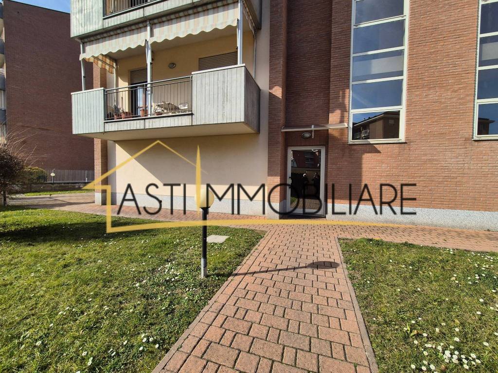 Appartamento a Asti in Via Esperanto - Foto 4