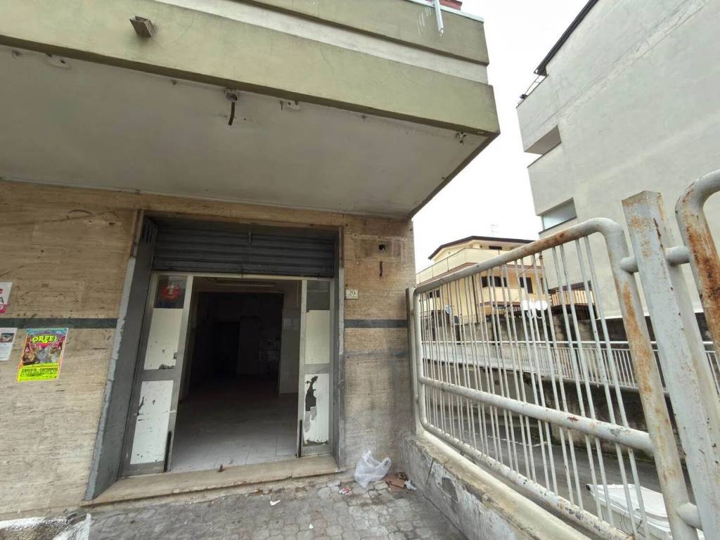 Immobile a Caserta in Via Salvo D'Acquisto, 19 - Foto 2