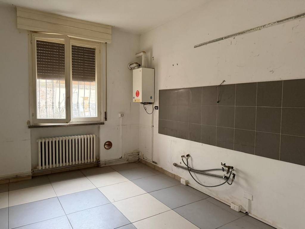 Appartamento a Reggiolo in Via Giacomo Matteotti, 56 - Foto 3