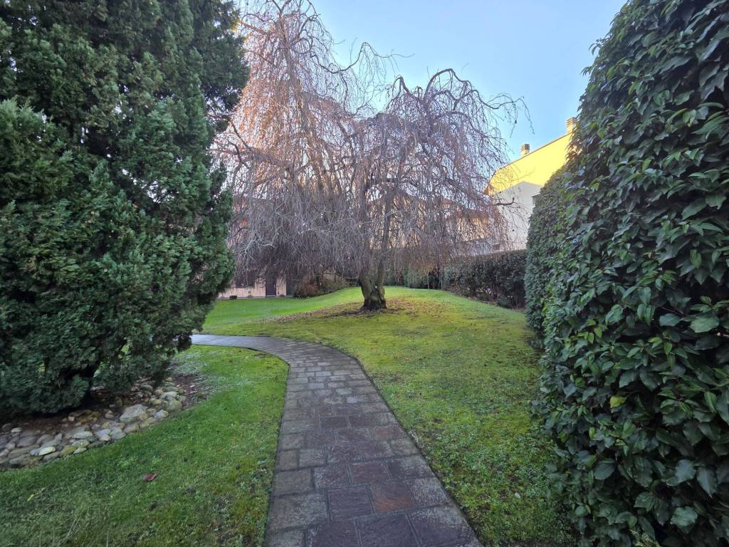 Appartamento a Sesto calende in Via 4 Novembre - Foto 3