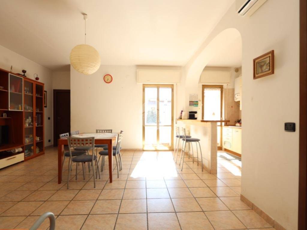 Appartamento a Alba adriatica in Via Versilia, 10 - Foto 5