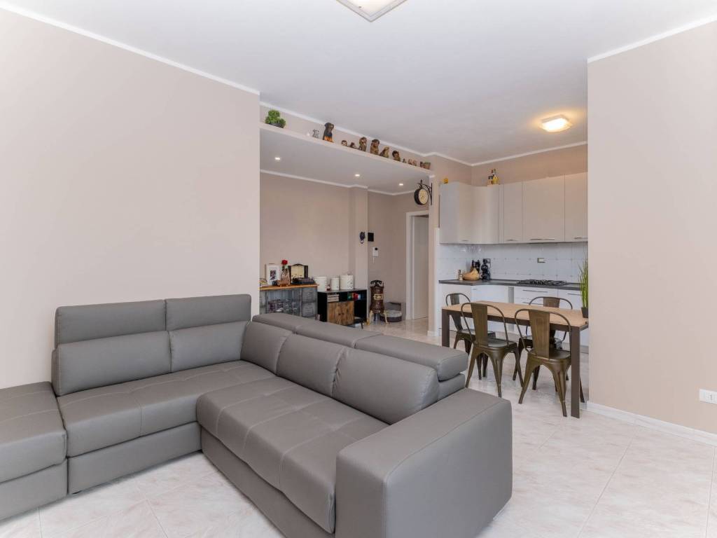 Appartamento a Cornaredo in Via Aristotele, 7 - Foto 2