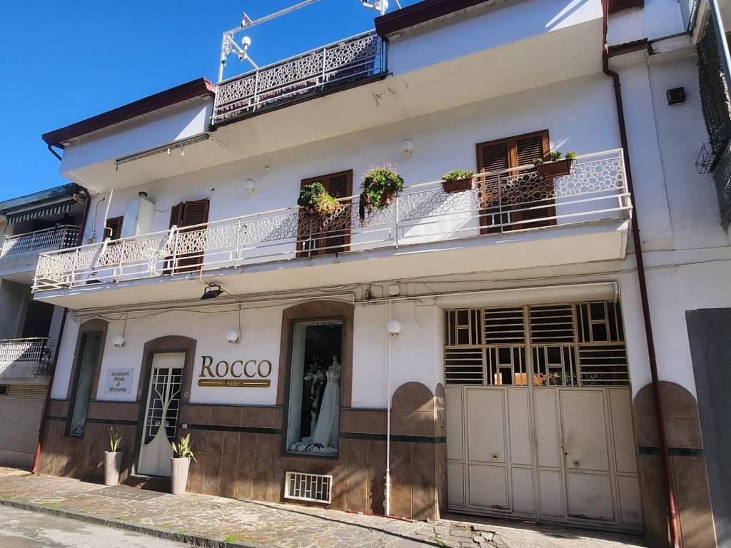 Palazzo / stabile a Afragola in Via Piemonte, 35 - Foto 2