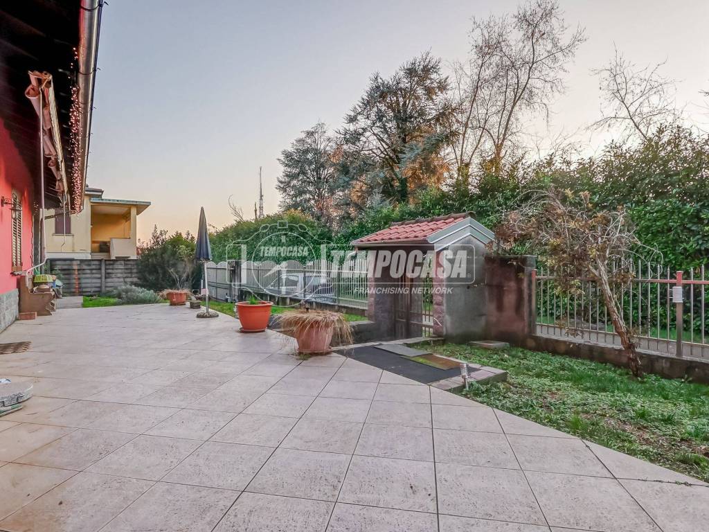Casa indipendente a Robecchetto con induno in Via Don Luigi Pozzi 26 - Foto 2