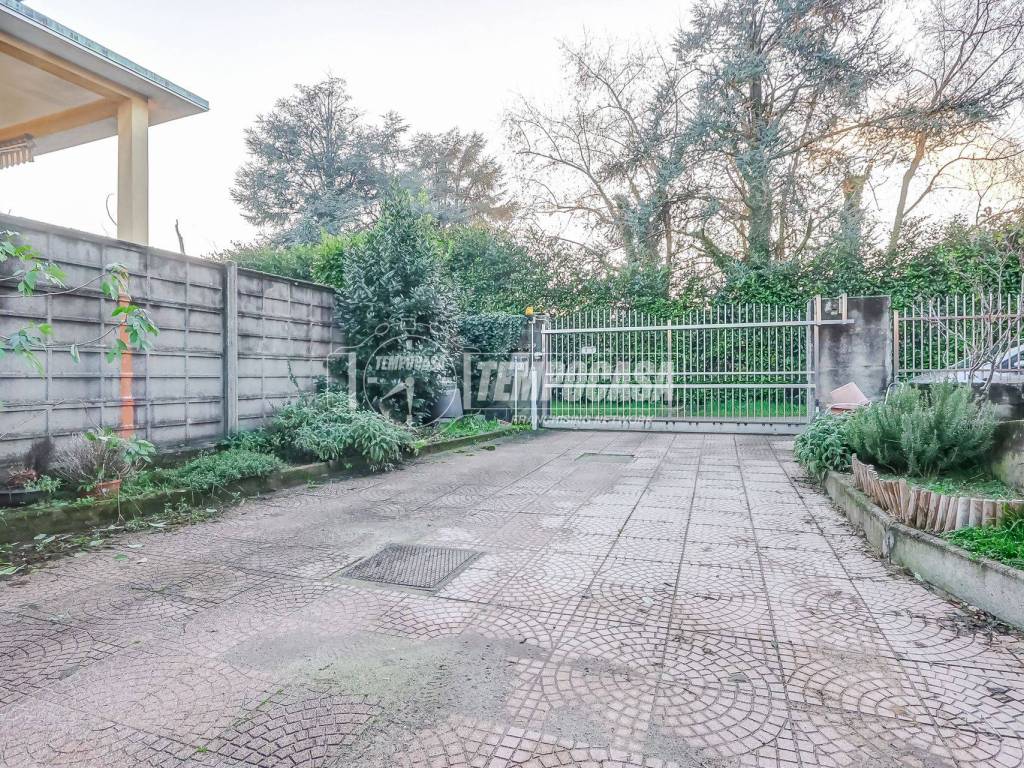 Casa indipendente a Robecchetto con induno in Via Don Luigi Pozzi 26 - Foto 5