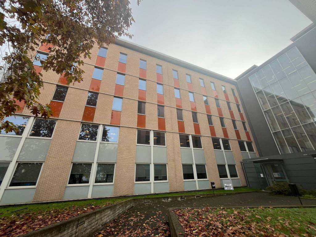 Immobile a Lainate in Via Roberto Lepetit, 40 - Foto 4