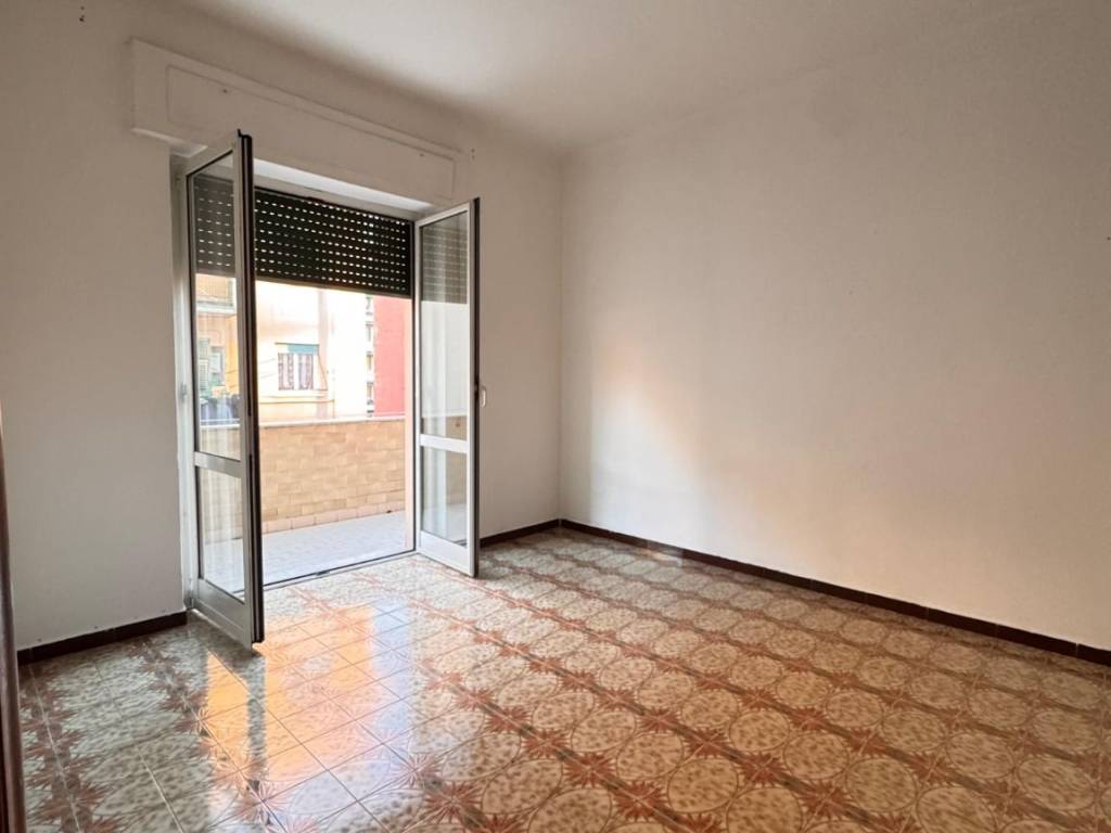 Appartamento a Genova in Via Faliero Vezzani, 14 - Foto 2
