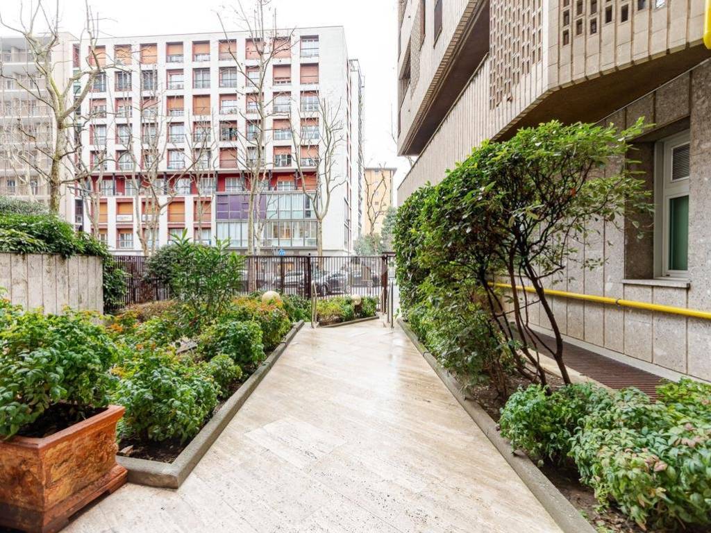 Appartamento a Sesto san giovanni in Viale Fratelli Casiraghi, 40 - Foto 3