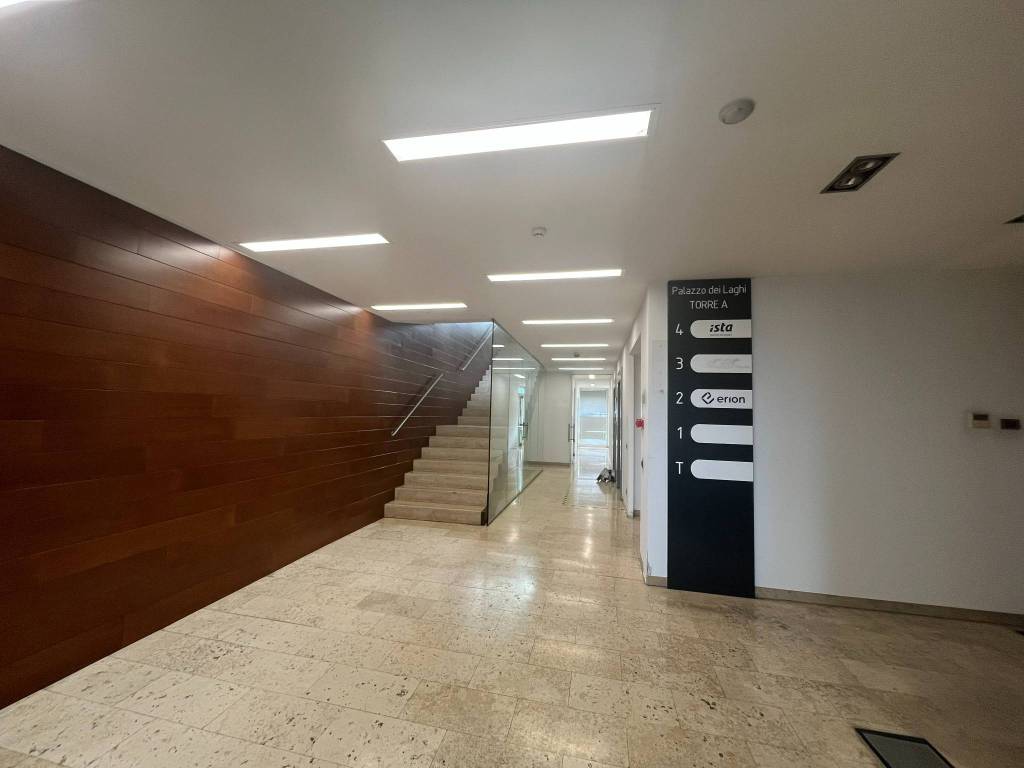Palazzo / stabile a Lainate in Via Roberto Lepetit, 40 - Foto 5