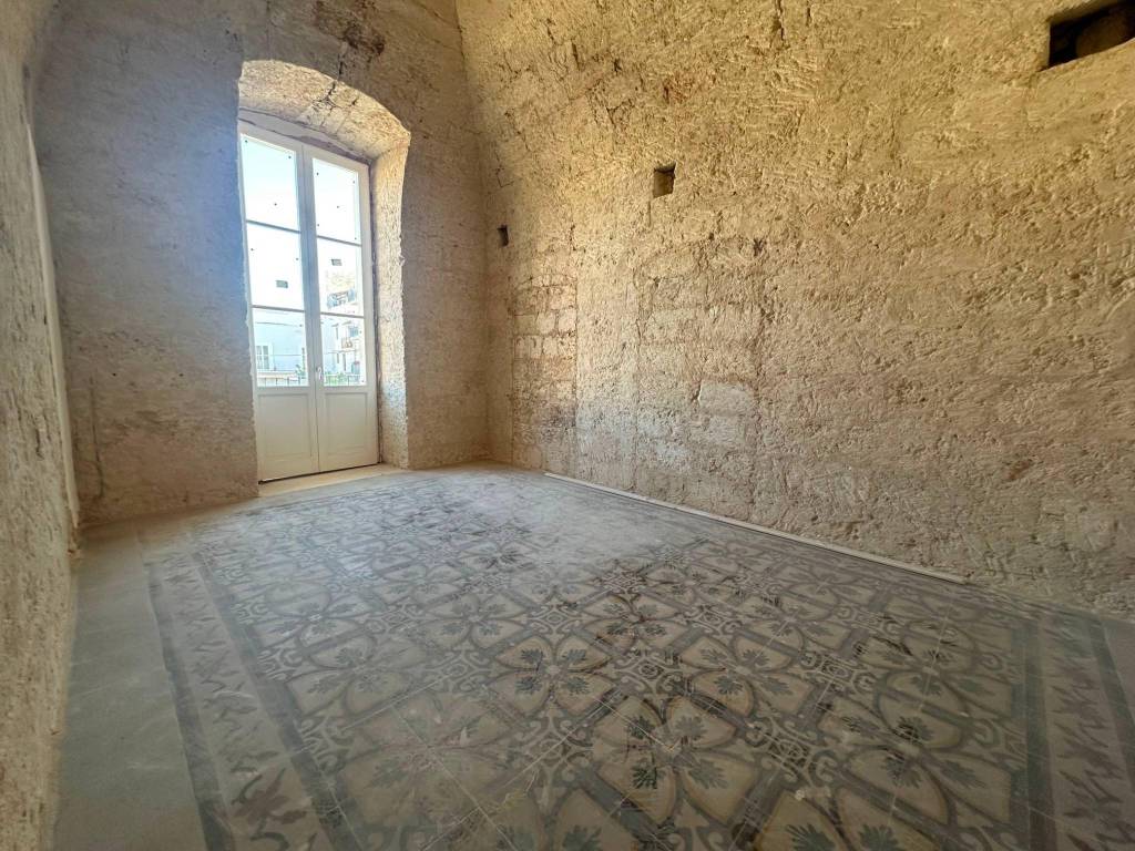 Casa indipendente a Capurso in Piazza Antonio Gramsci, 25 - Foto 3