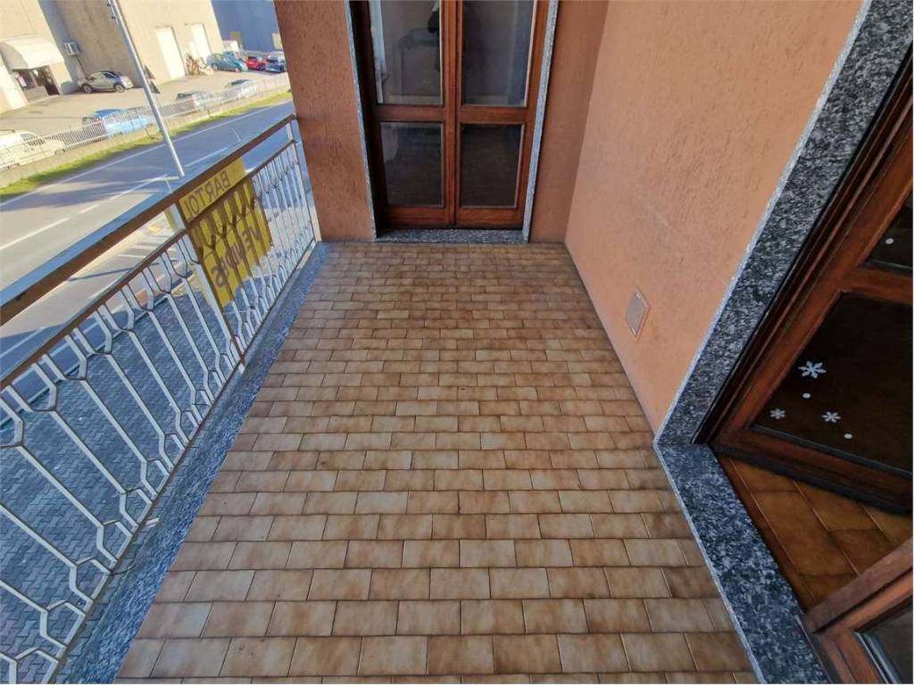 Appartamento a Borgomanero in VIA GIACOMO MATTEOTTI - Foto 4