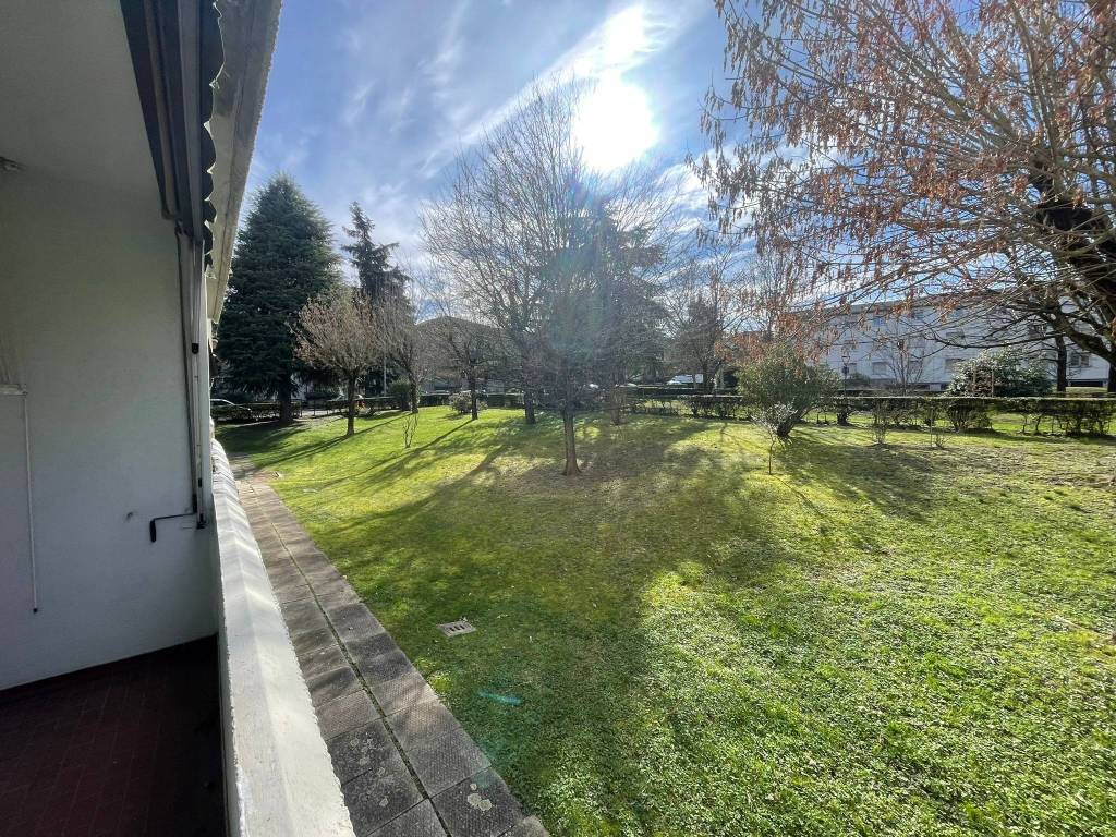 Appartamento a Casalecchio di reno in Via Sabotino - Foto 2