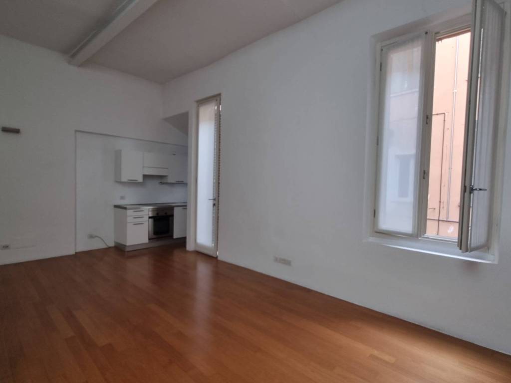 Appartamento a Cremona in Corso Giuseppe Garibaldi, 5 - Foto 3