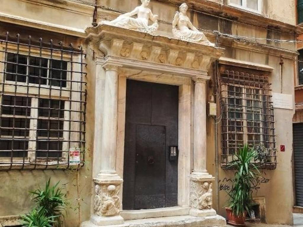 Appartamento a Genova in Piazza dell'Agnello - Foto 3