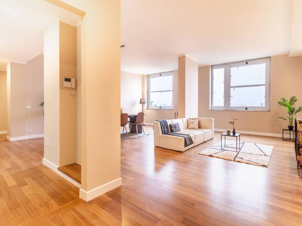 Appartamento a Busto arsizio in Via Fratelli d'Italia, 7 - Foto 2